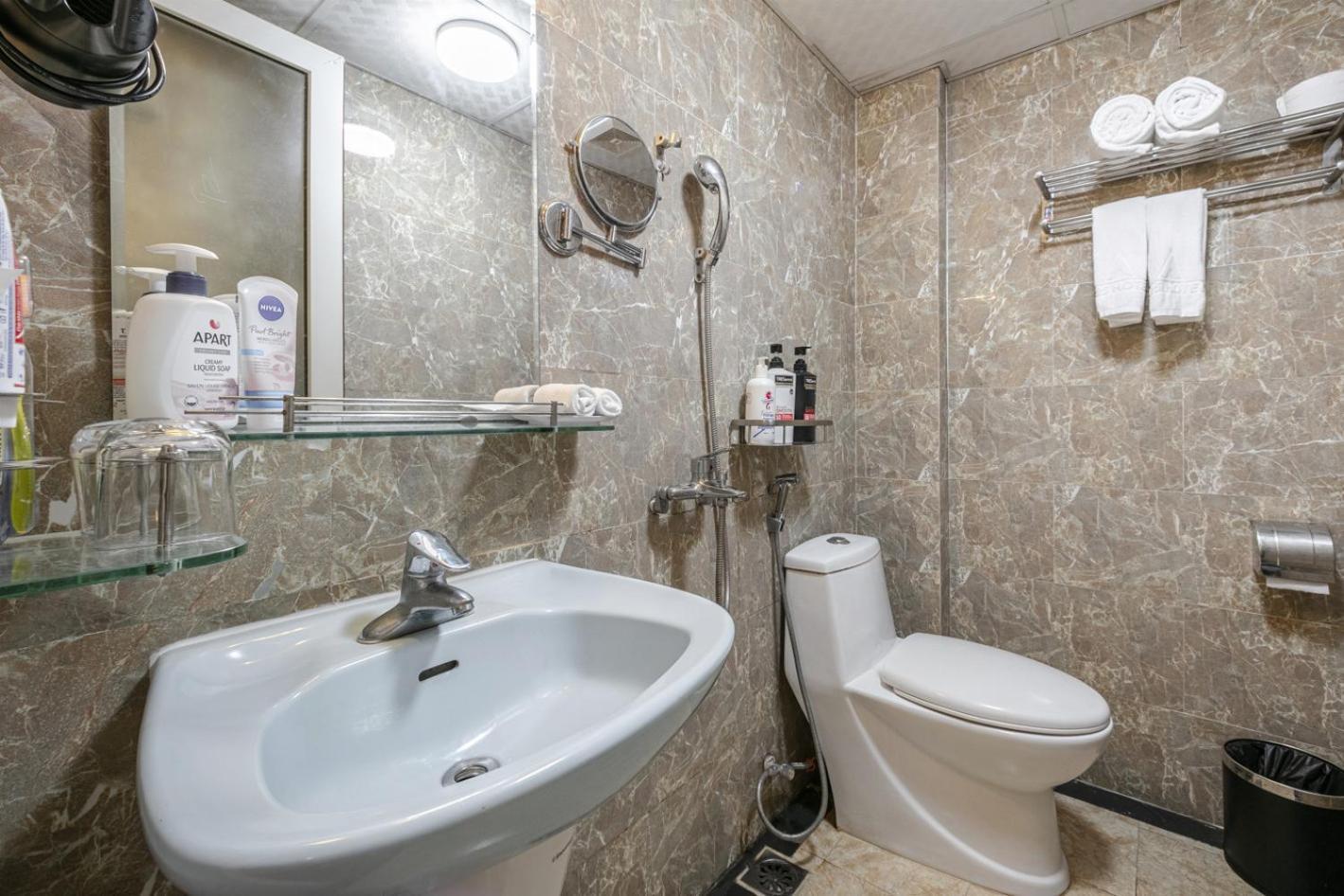 A25 Hotel - 185 Lo Duc Ханой Екстериор снимка